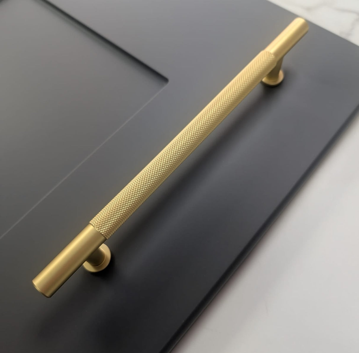 Ellis Knurled T-Bar Kitchen/Bedroom Door Handle Satin Brass