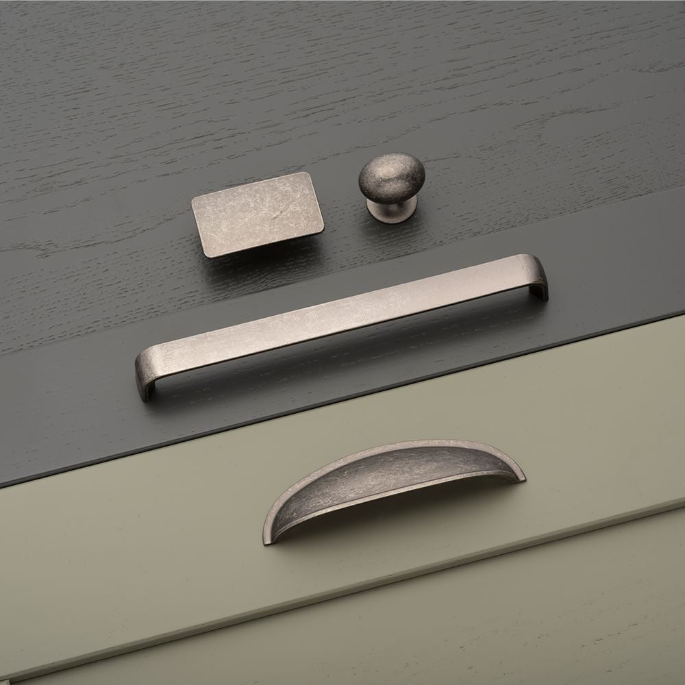 Camden Oval Knob Kitchen/Bedroom Door Handle Pewter