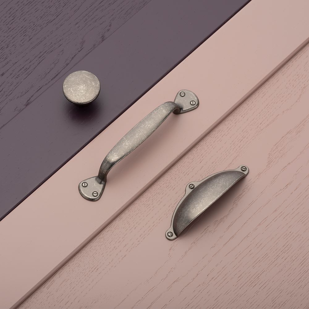 Finsbury Kitchen/Bedroom Door Cup Handle Pewter