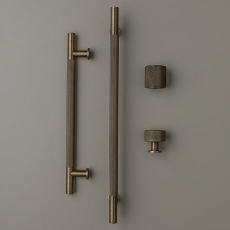 FENDER KNURLED Round Knob Kitchen/Bedroom Door Handle Antique Brass