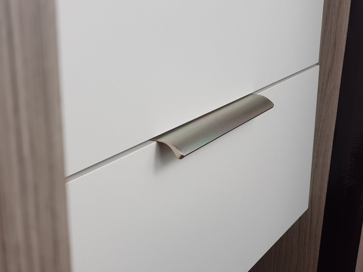 M4TEC Alva Brushed Inox Bar Pull Handle – Modern Aluminium Cabinet, Drawer & Cupboard Door Pull (VD3)